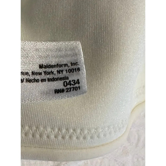 Lilyette Beige Enchantment Lace Full-Coverage Minimizer Bra Size 34DD - Picture 6 of 6